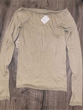 We The Free Lightweight Olive Green Long Sleeve Top